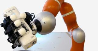 The super-fast robotic arm can catch whatever you throw at him