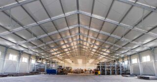 How to extend an industrial building in days without interrupting production?